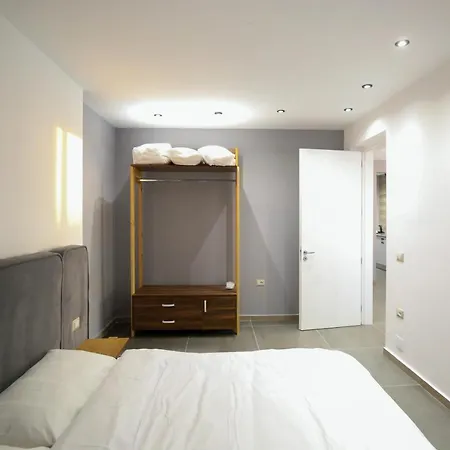 Palm Apartment-suite Appartement *