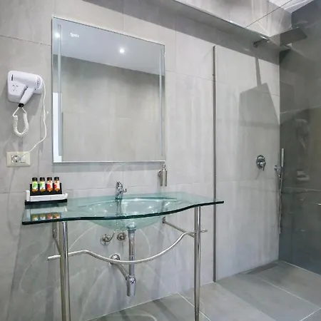 Palm Apartment-suite * Vlora
