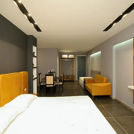 Palm Apartment-suite Vlora