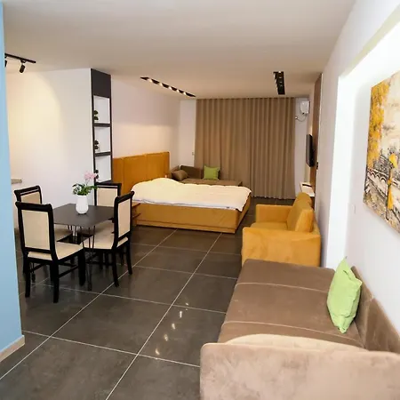 Apartman Palm Apartment-suite *